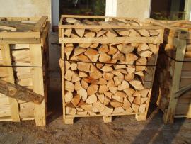 Predám palivové drevo v klietke 1X1X1 meter 