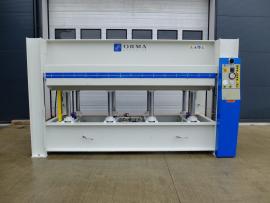 Dyhovací lis ORMA 3000x1300mm 120t vodné ohrievanie