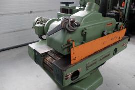 Rozmietacia píla COSMEC 250 25KW