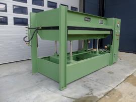 Dyhovací lis Manni 2500x1300mm plošný vodné ohrievanie