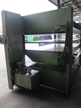 Dyhovací lis MANNI 2500x1300mm 2-plošný vodné ohrievanie