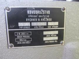 Kombinovaný stroj MS250