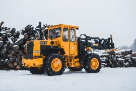 Nakladač VOLVO BM 4200 - 4x4