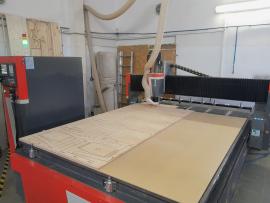 CNC obrábanie dreva - frézovanie a rezanie laserom