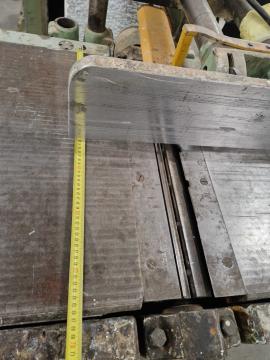Zrovnávačka liatinová 4-nožová 650mm / stoly 2,50m
