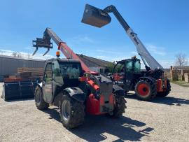 Predaj teleskopických nakladačov Bobcat a Massey a štiepačky na drevo