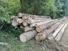 Smrková kulatina