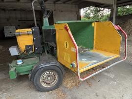 Predáme plne funkčný štiepkovač_NHS 720 1DR4