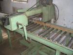 Cross-cut saw - Woodworking machinery