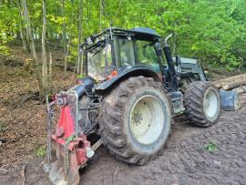 Tractor VALTRA T193 | Forest machinery | Woodworking machinery | KOMITrade s.r.o.