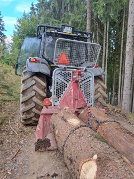 Tractor VALTRA T193 | Forest machinery | Woodworking machinery | KOMITrade s.r.o.