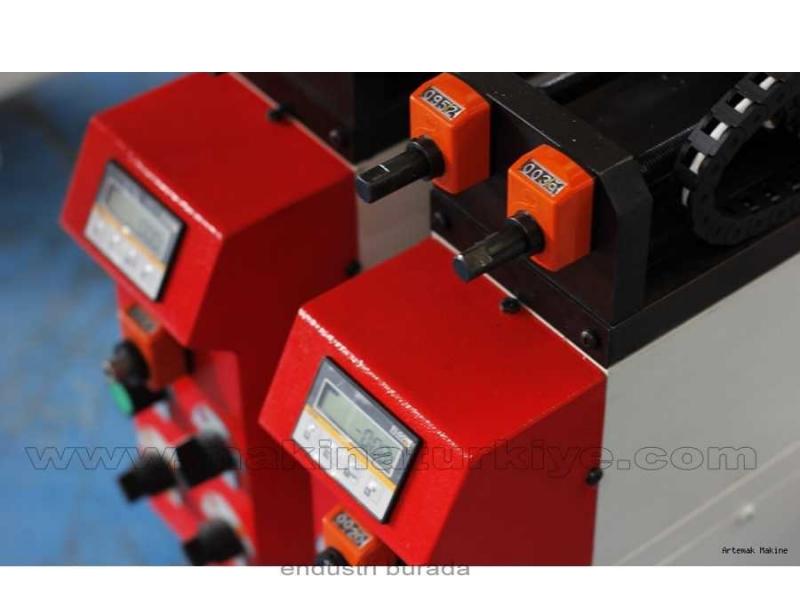 CNC edgebander Joinery machinery Woodworking machinery Lazzoni Group